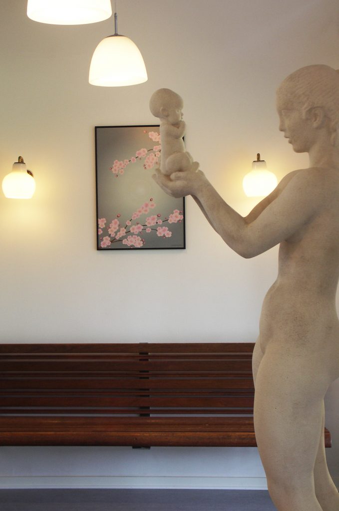Skulptur ved reception_Lisa Als Klein